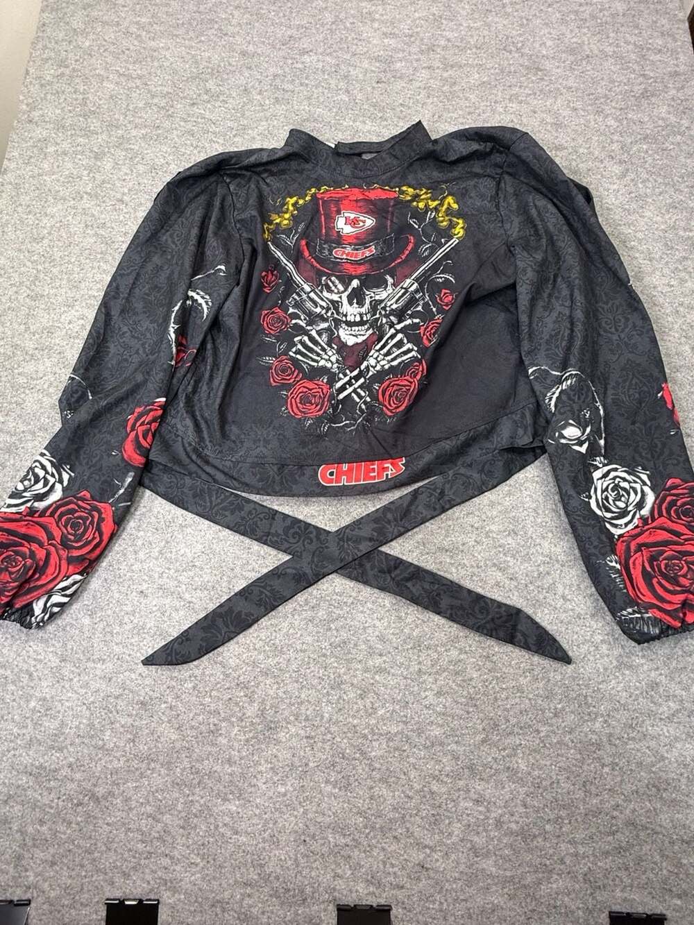 Kansas City Chiefs Skull and Roses Goth Long Sleeve Tie Top Medium